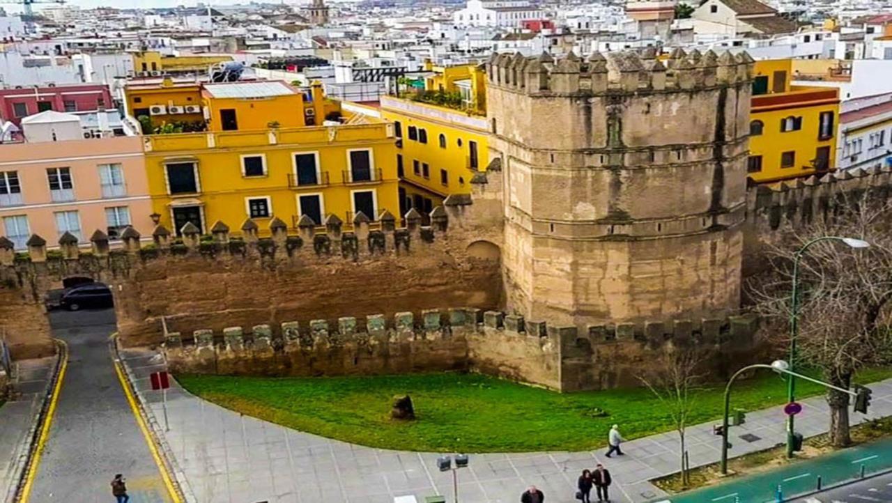 Macarena Muralla Encantada Apartman Sevilla Kültér fotó