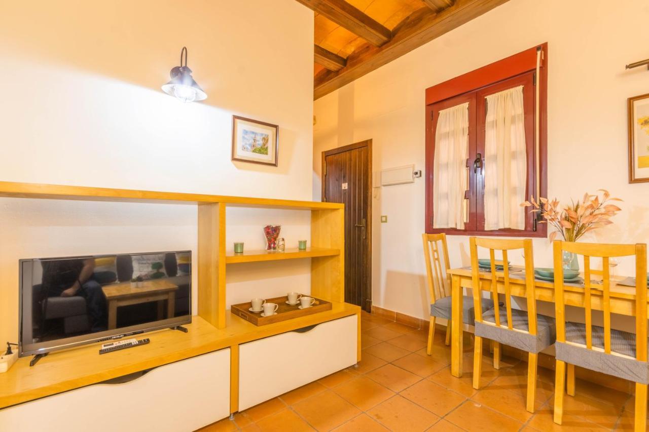 Macarena Muralla Encantada Apartman Sevilla Kültér fotó