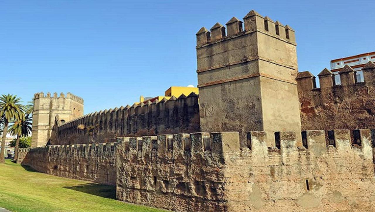 Macarena Muralla Encantada Apartman Sevilla Kültér fotó