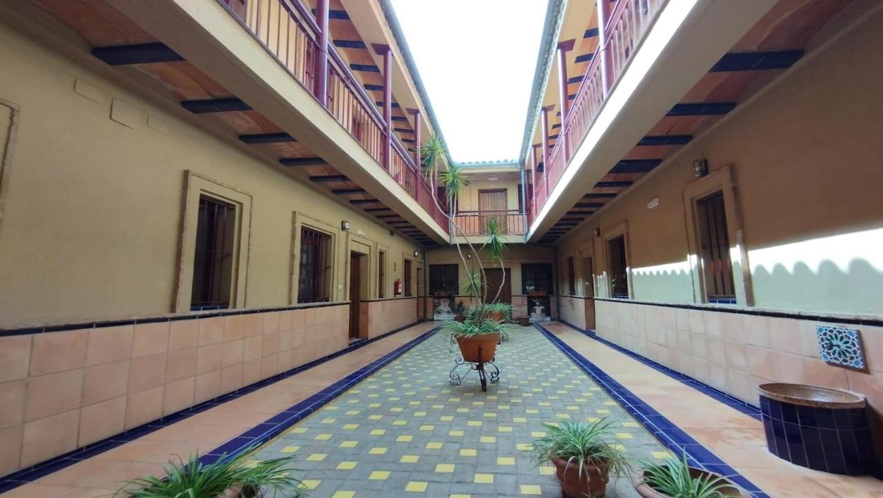 Macarena Muralla Encantada Apartman Sevilla Kültér fotó